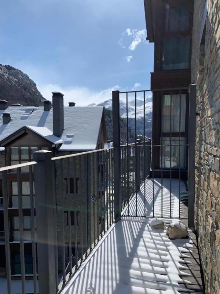 Apartamento Tarmanones Escarrilla Zewnętrze zdjęcie